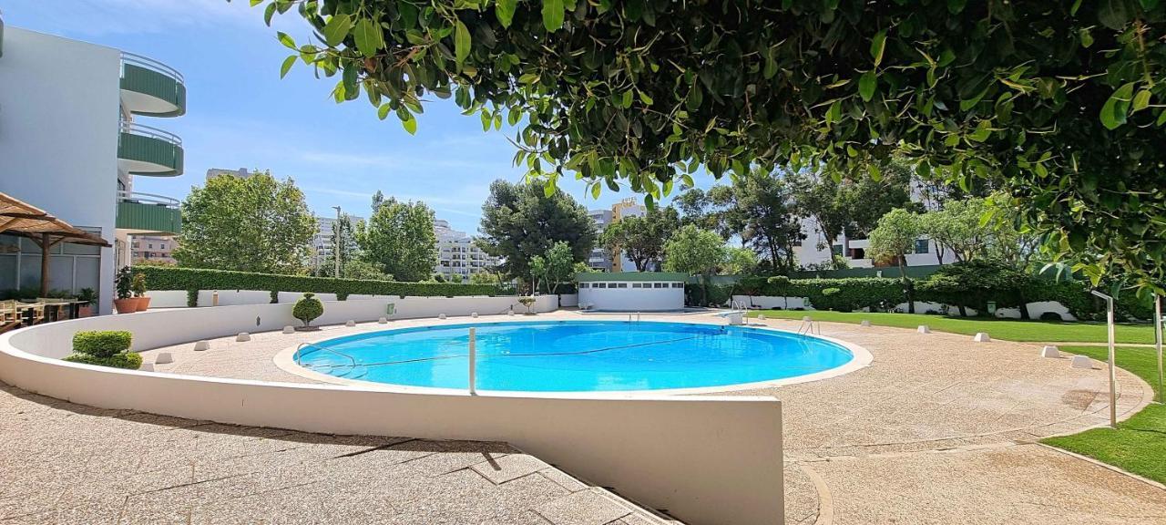 Apartamento Da Avo Te - Em Frente A Praia C Piscina Portimão Exterior photo
